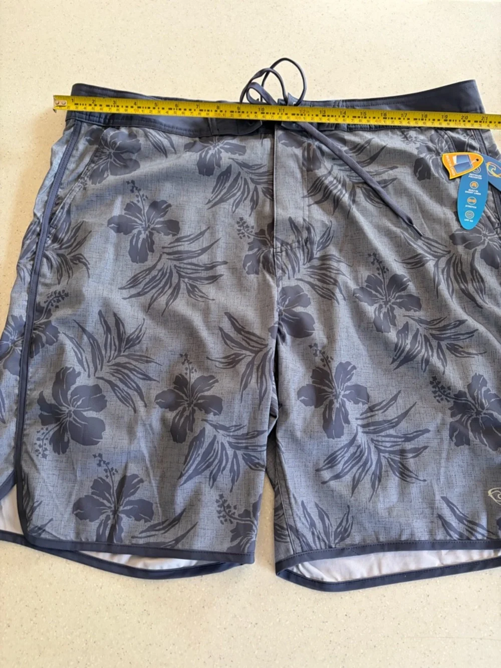 NWT Wave Zone Men’s Sz 40 Gray & Blue Floral Swim Trunks with Liner &  pockets!